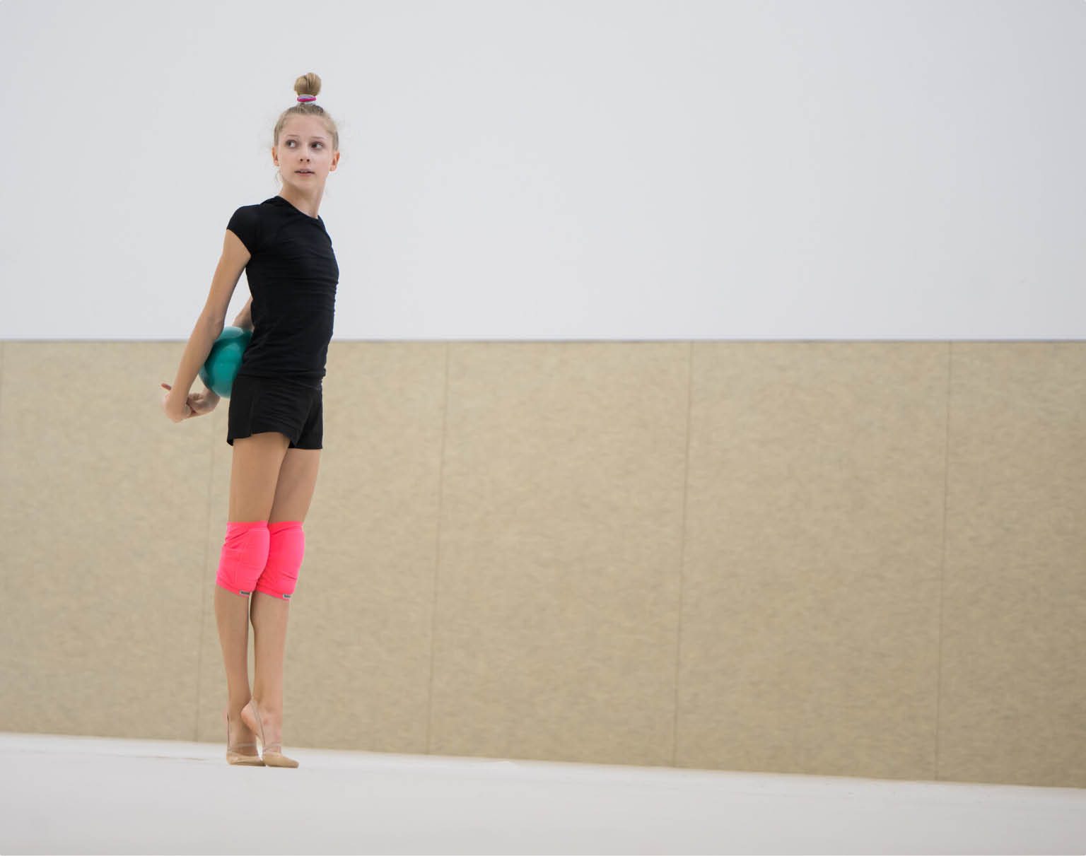 Amelia Kuznetsova WestLotto Toptalent steht in ihrer Trainingshalle